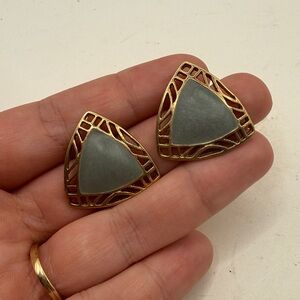Vintage Triangle Gold Tone Green Stone Lattice Stud Earring Jewelry Filigree